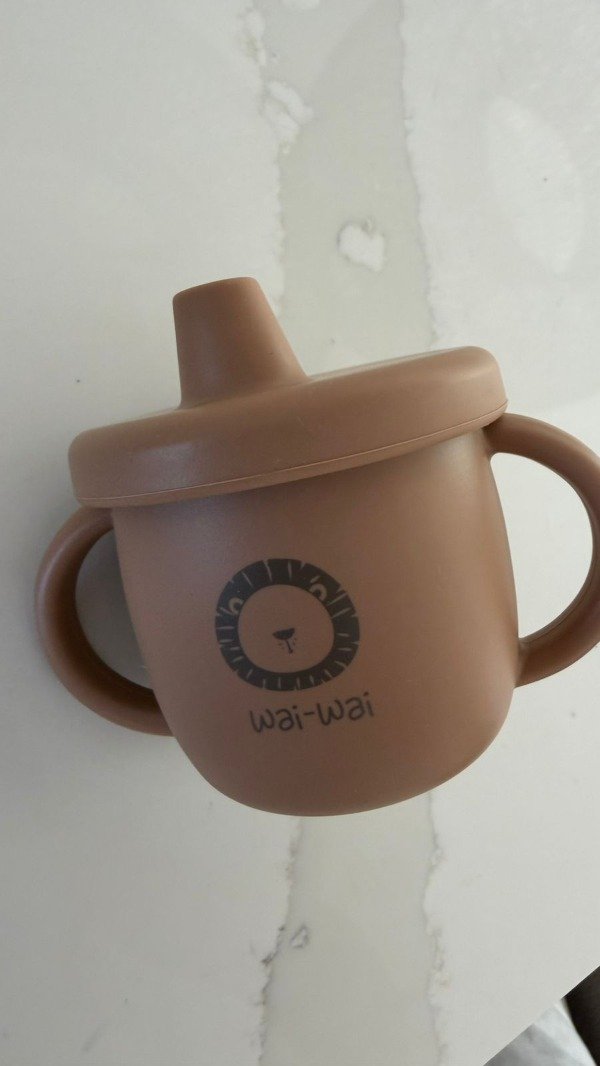 Producto - Vaso de silicona antiderrame con asas Wai-Wai
