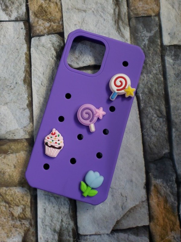 Producto - Funda tpu con pines Iphone 13 Pro Max violeta