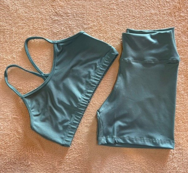 Producto - Calza corta lycra VERDE pistacho - 1