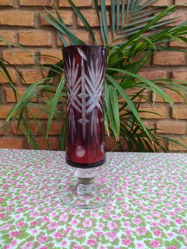 Producto - Florero cristal encaminado rubi