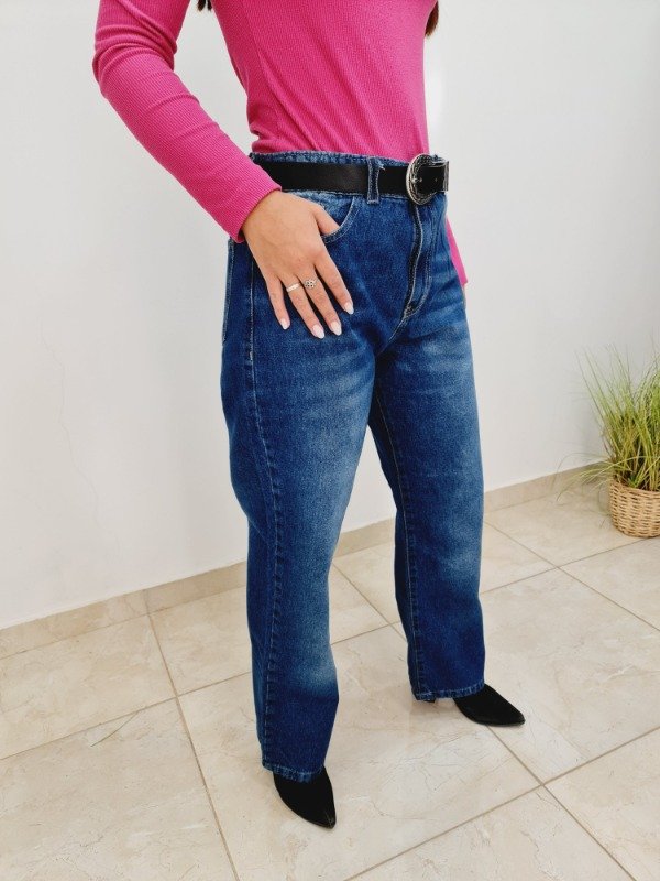 Producto - JEANS RECTO BADAN STRIV