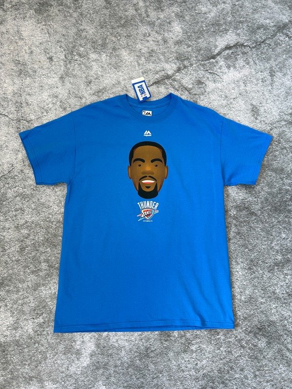 Producto - Kevin Durant Oklahoma City Thunder Edition Essential Edition T-Shirt