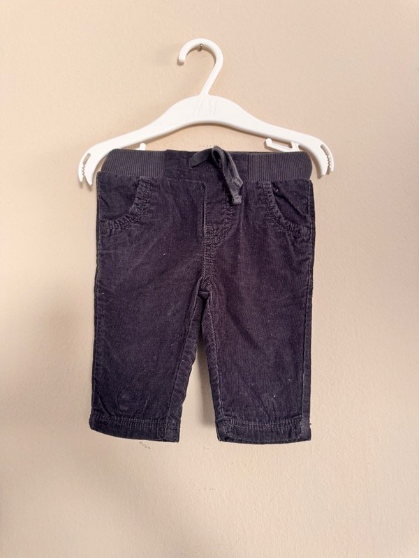 Producto - Pantalón corderoy OSHKOSH 0/3 meses che02
