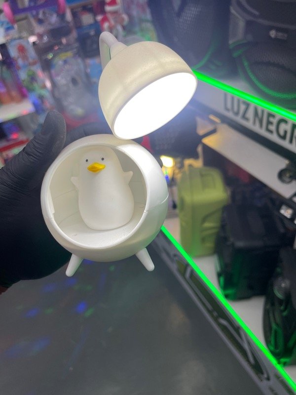 Producto - Lámpara led recargable pingüino