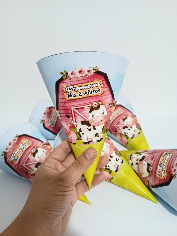 Producto - Cono vaquita para papas