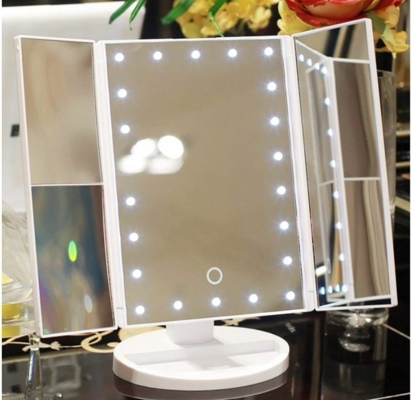 Producto - Espejos con los luz bien grande