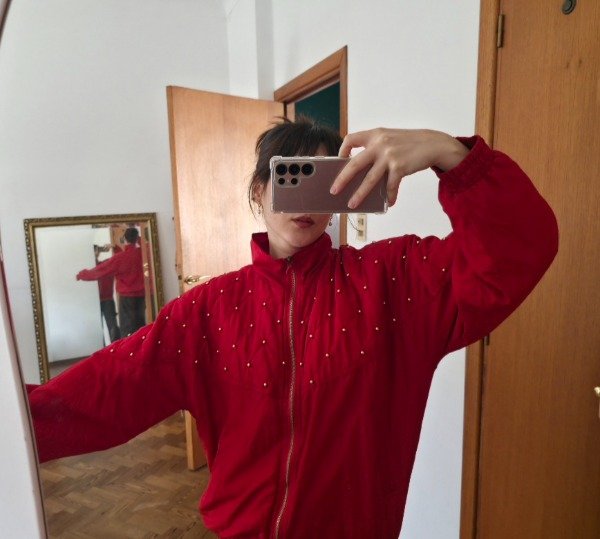 Campera de seda roja — imagen 7