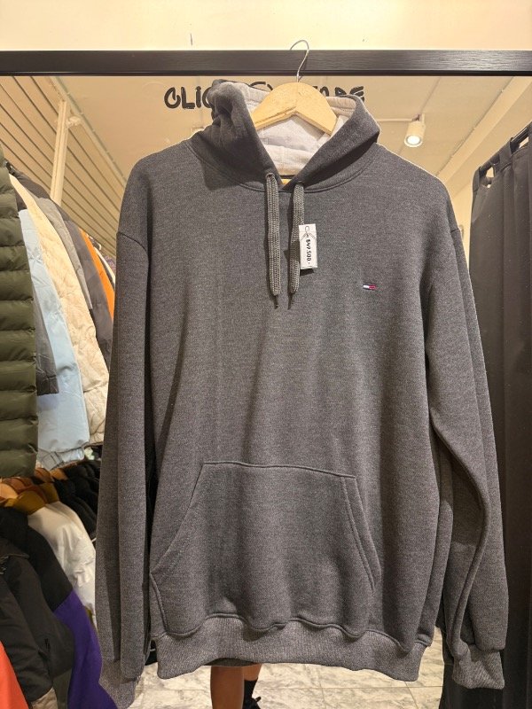 Producto - Buzo Tommy Gris Topo