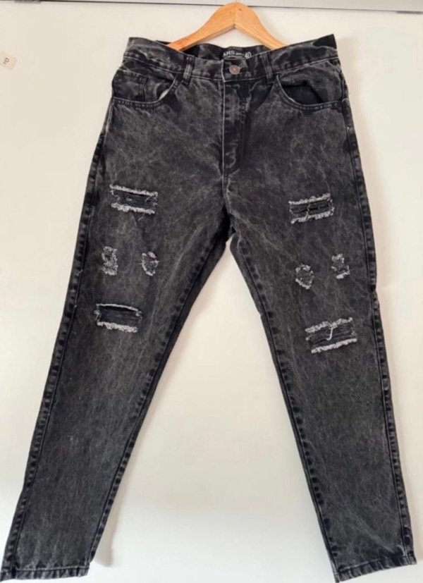 Producto - Jean Mom Roturas