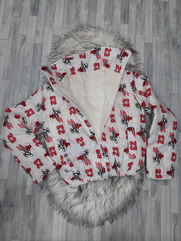 Producto - Puffer con corderito bulls