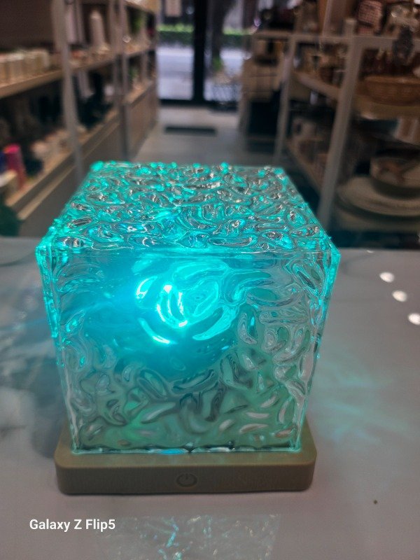 Producto - LAMPARA CUBO