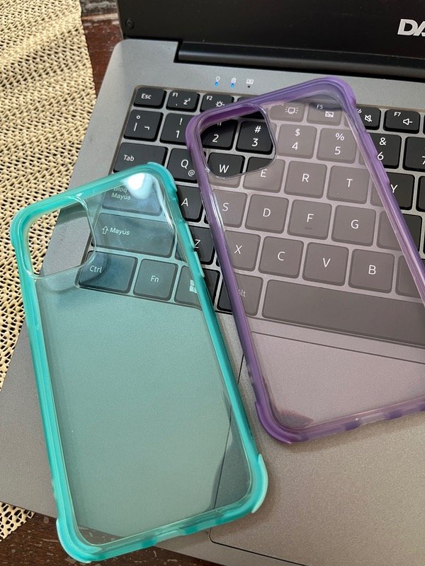 Producto - //Funda Transparente Reforzada Borde Color//