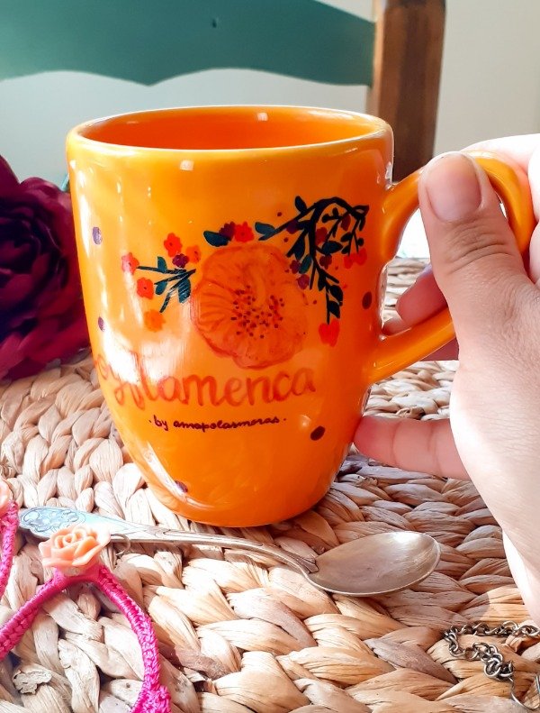Producto - Taza flamenca pintada a mano Soy Flamenca naranja