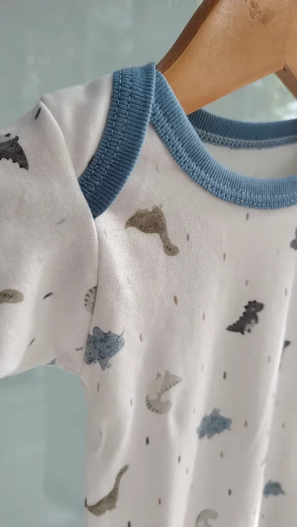 Producto - Body dinos TALLE 3