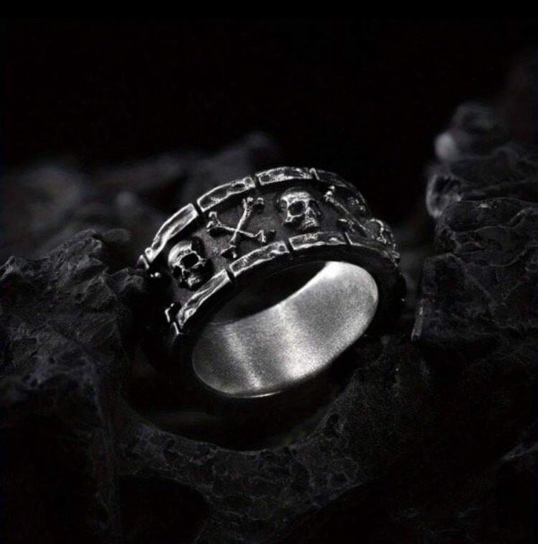 Producto - Anillo skull goth