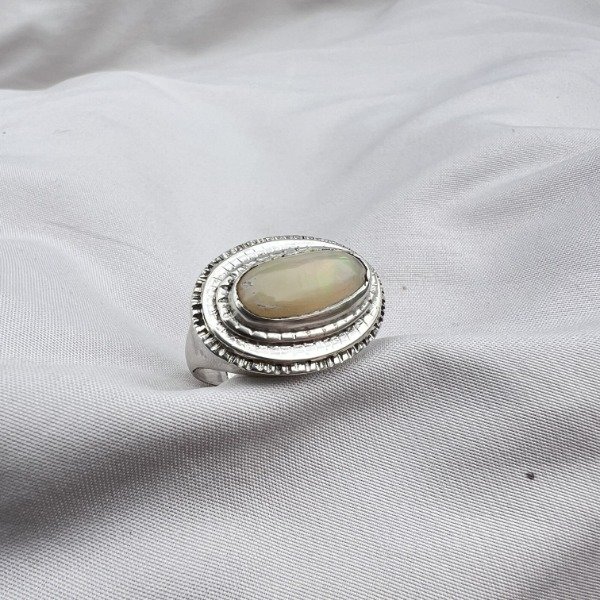 Producto - ANILLO ENCAMISADO ÓPALO DE ETIOPIA