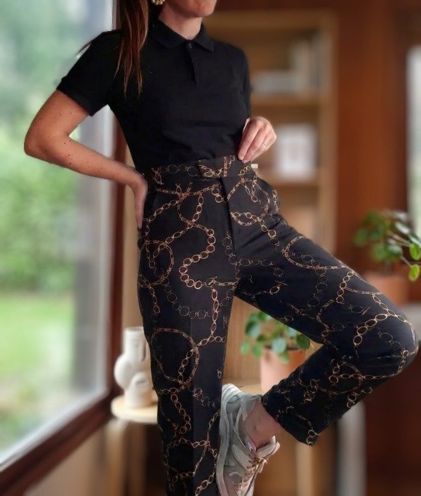 Pantalón chains ZARA