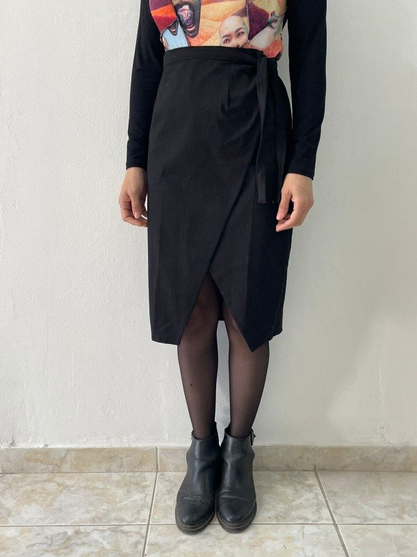 Producto - Falda Cruzada negra - Chi