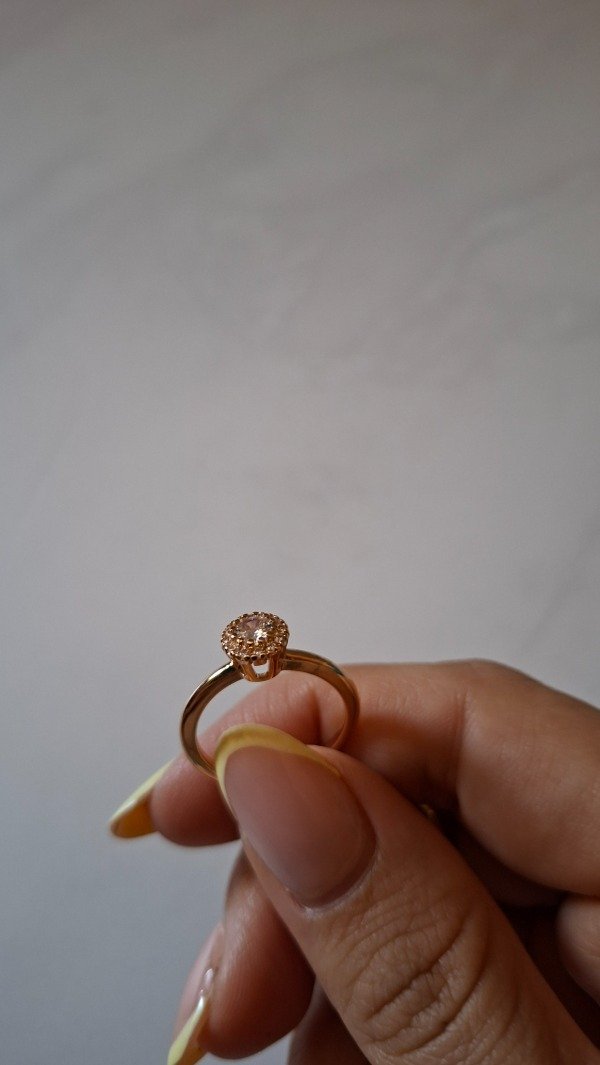 Producto - Anillo de qacero dorado piedra grande