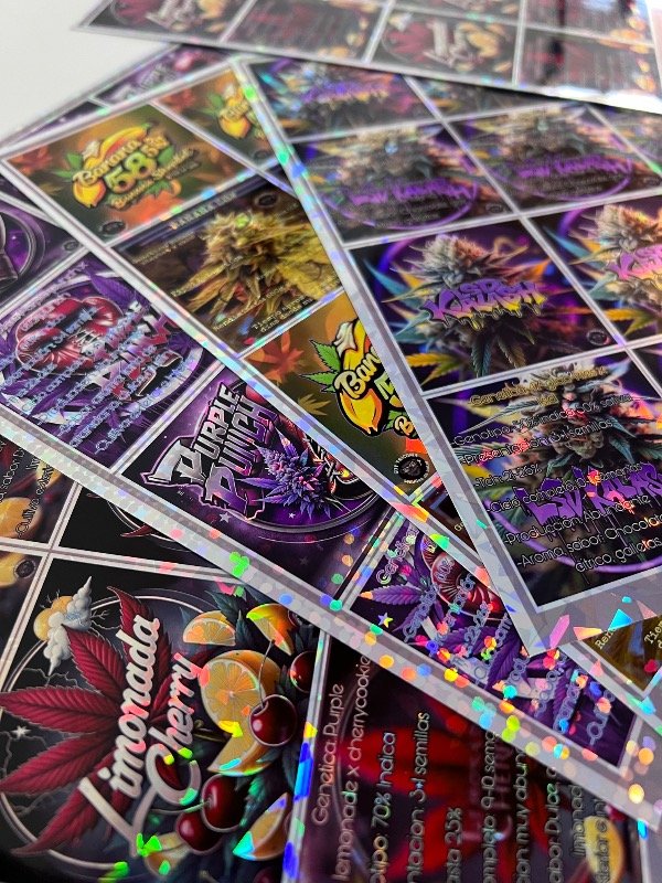 Producto - 100 HOLOGRAFICOS SIN CORTE - 3