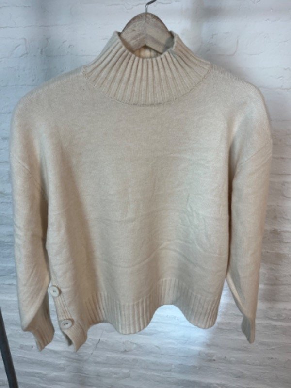 Producto - Polera Button
