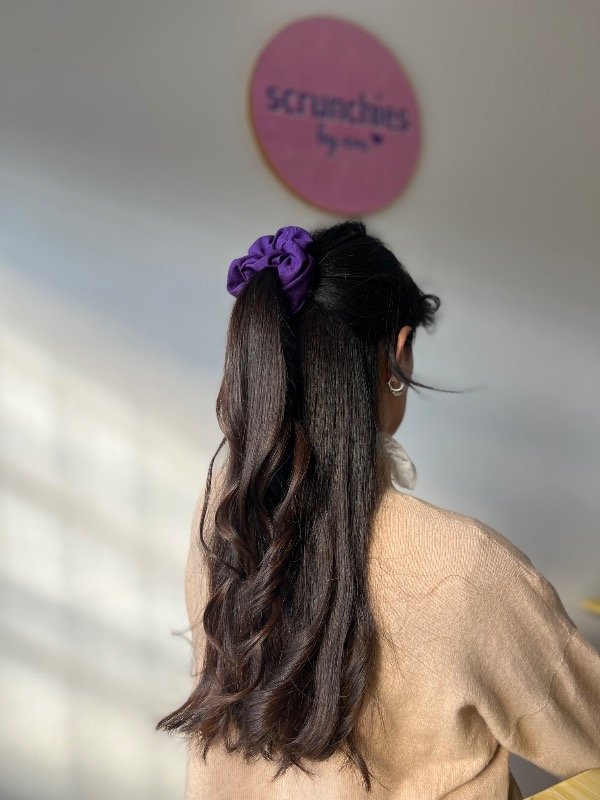 Producto - Scrunchie tropical violeta oscuro - 1
