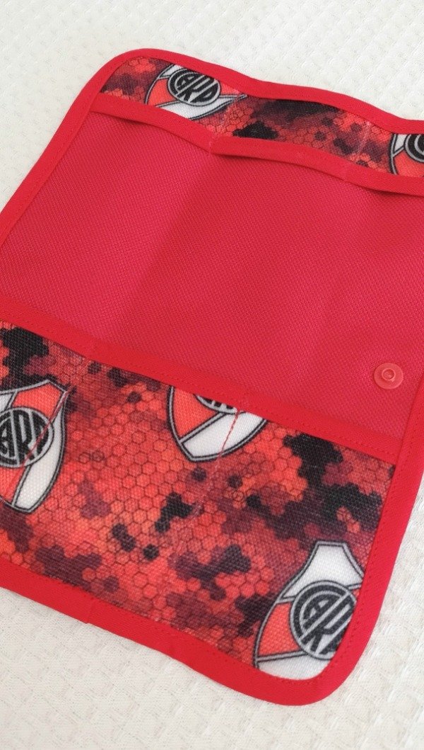 Producto - PORTA CUBIERTOS RIVER CON ROJO - 5