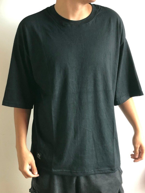 Producto - Remera overzise negra