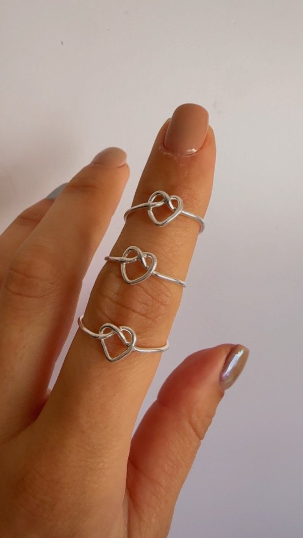 Producto - Anillo corazón anudado