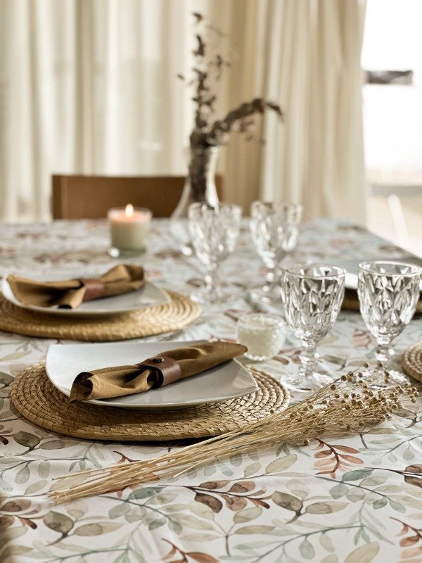 Producto - Mantel antimanchas otoño