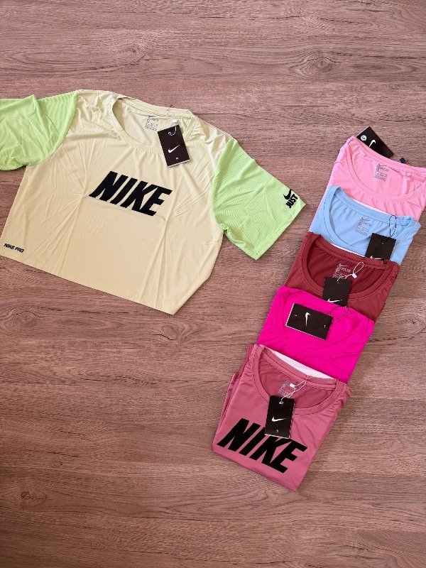 Producto - Crop Nike Premium