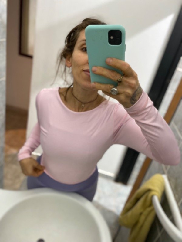 Crop Lotus manga larga rosa bebe — imagen 3