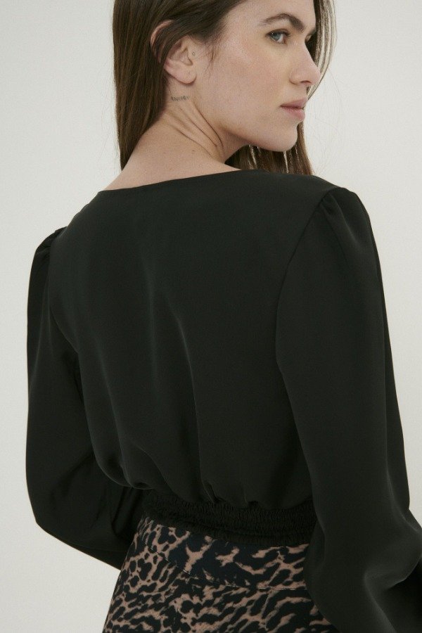 Producto - BLUSA ESC V CON FRUNCE - 5