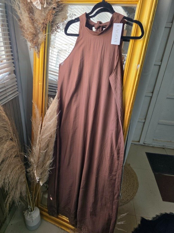 Producto - V26 vestido chocolate encaje