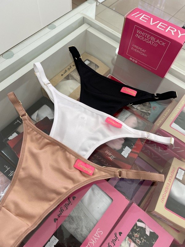 Producto - Pack x3 less regulable every day