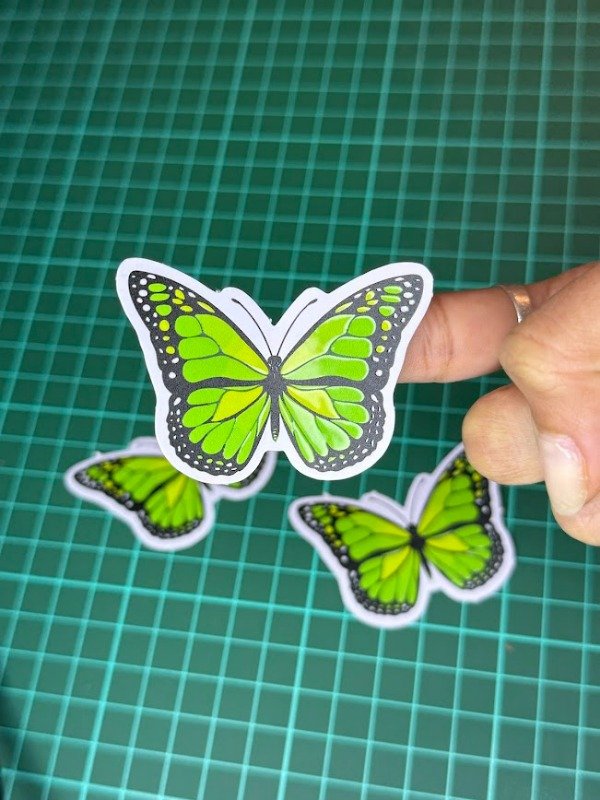 Producto - Mariposa verde - Vinilo Blanco + Laca Sectorizada