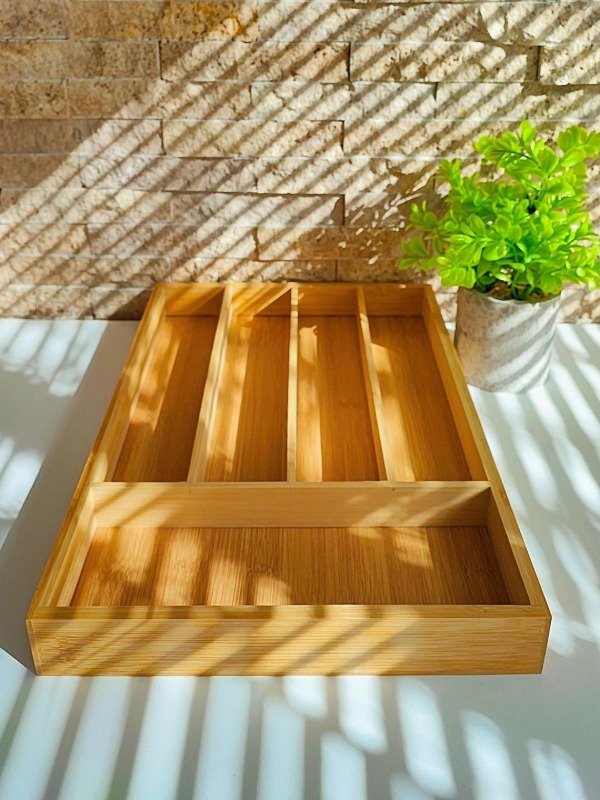 Producto - Organizador de cubiertos de bambú 26x36x5cm
