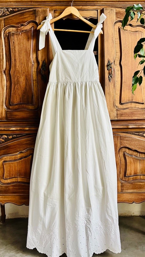 Producto - Vestdio Largo Blanco