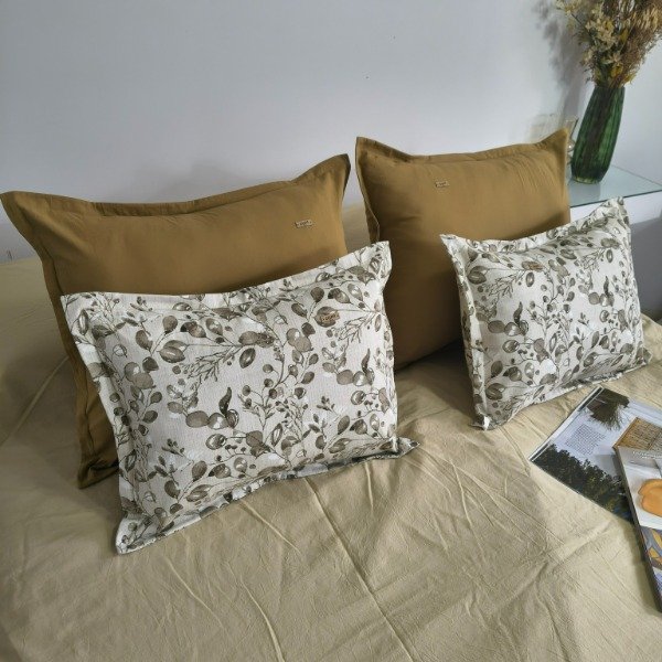 Producto - Combo x4 Almohadones - 50x60 Kaqui + 40x50 Flores - Tela Tusor - 1