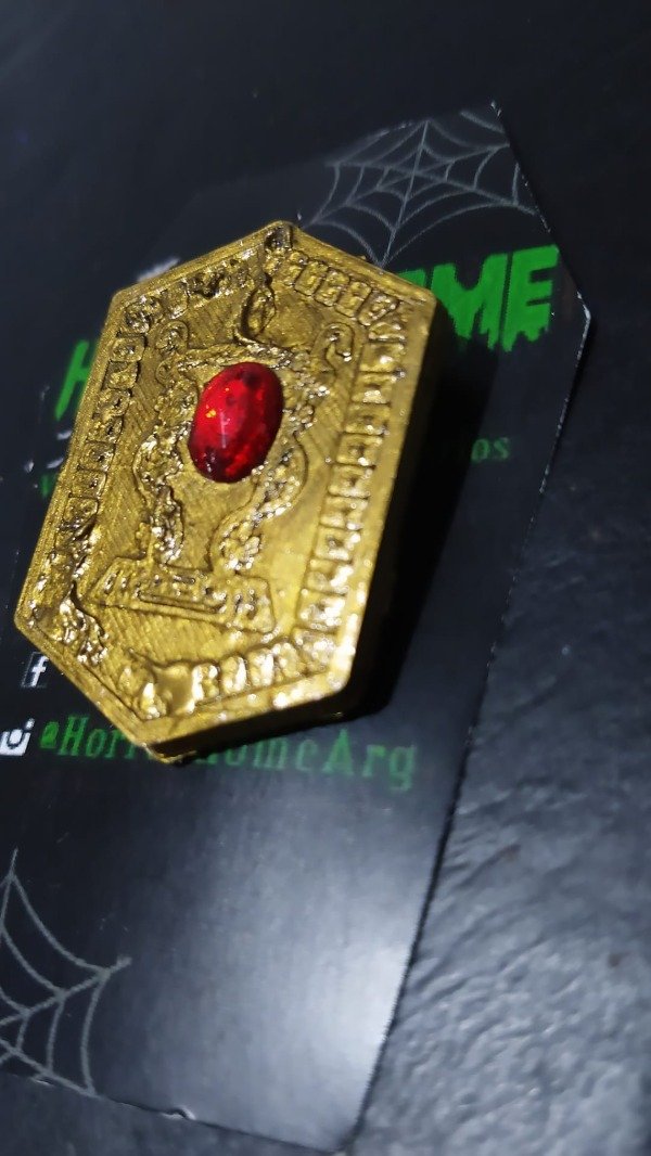 Producto - Pin Damballa