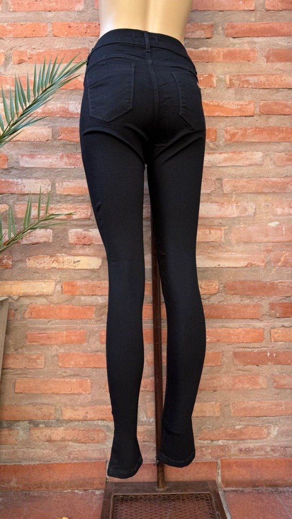 Producto - JEAN CHUPIN AURA NEGRO ELASTIZADO - 1