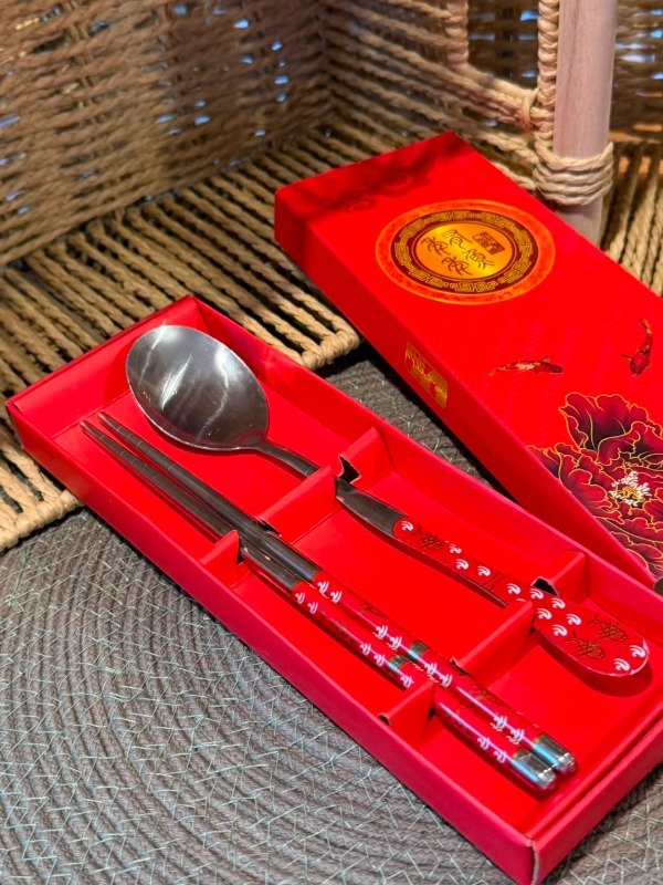 Producto - Set palillos de sushi Cod.3 - (Efectivo: 6.000)