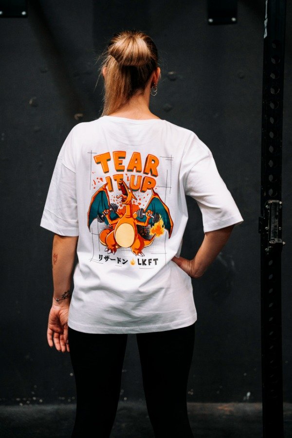 Producto - Remera Oversize Charizard