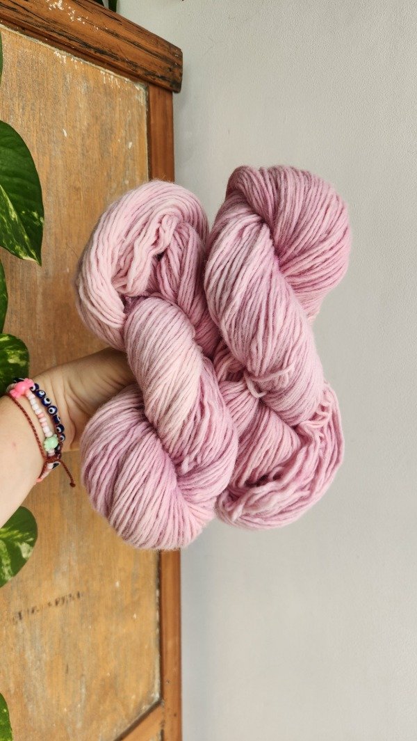 Producto - Rosa bonito - LANA - 100GR