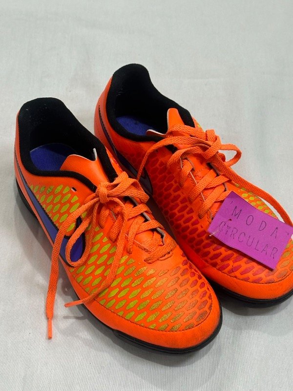 Producto - Botines NIKE T36,5 - 0