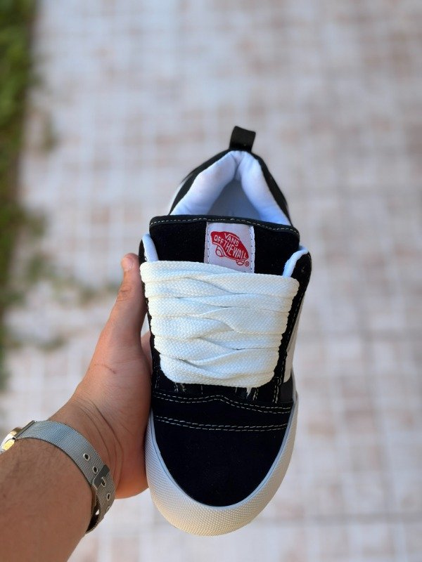 Producto - Vans KNU