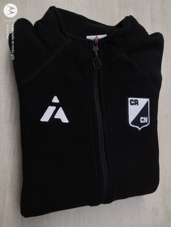 Producto - CAMPERA POLAR FINO