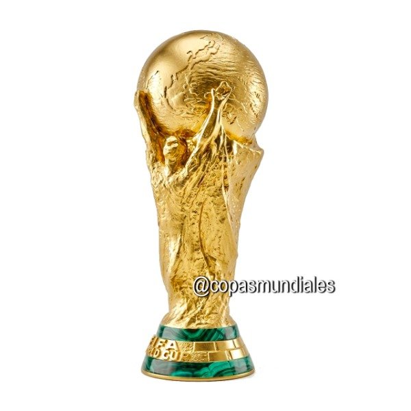 Producto - Copa del Mundo. Tamaño real. Versión Pintada.
