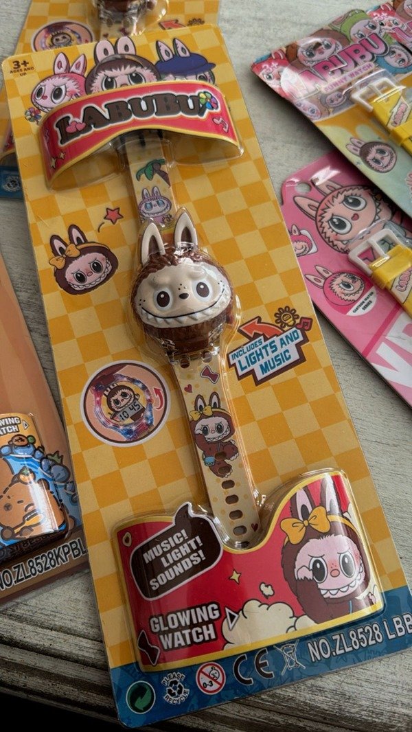 Producto - Reloj Labubu con luces y sonido