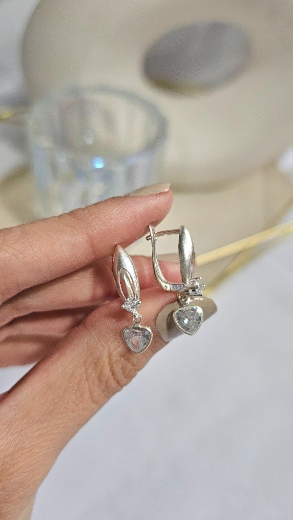 Producto - Argollas con traba y corazón colgante 2,5cm. Plata